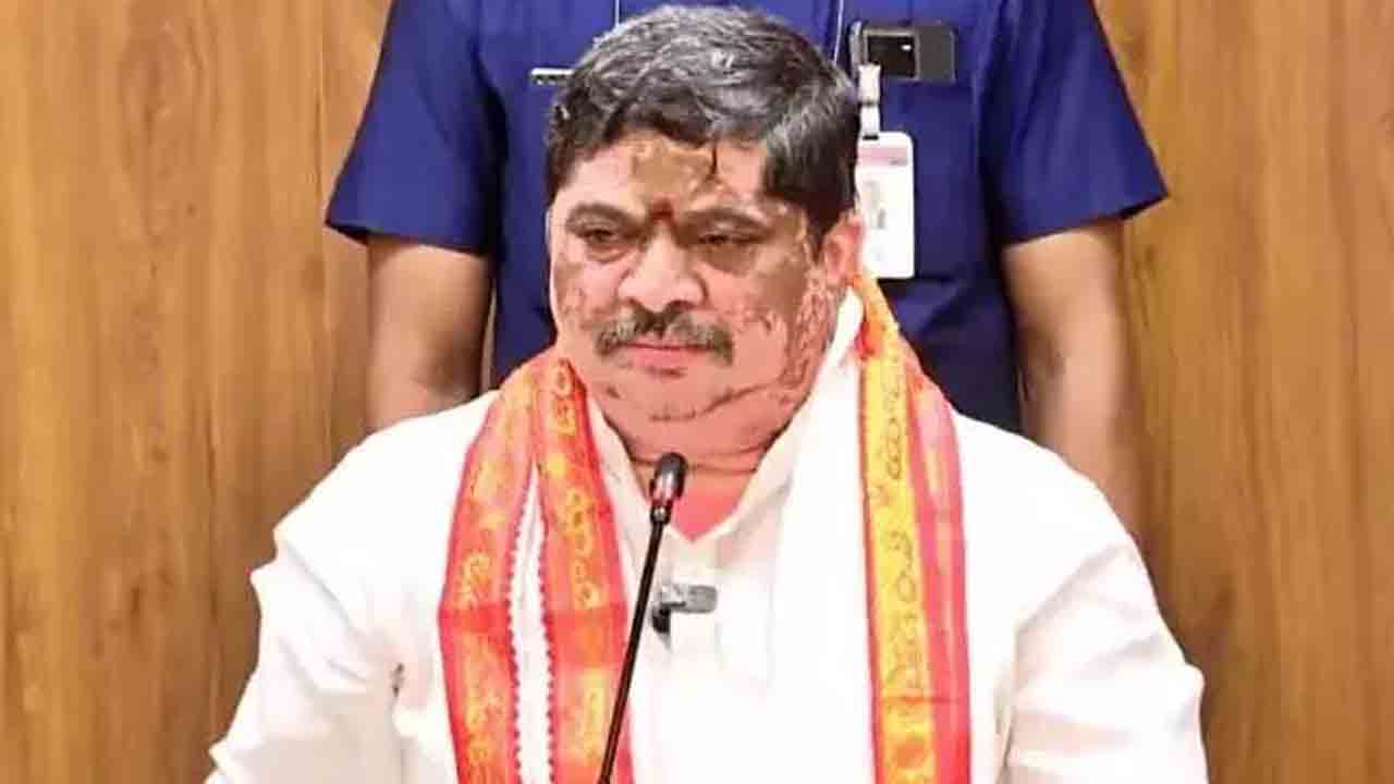 విధి నిర్వహణలో నిర్లక్ష్యం వద్దు