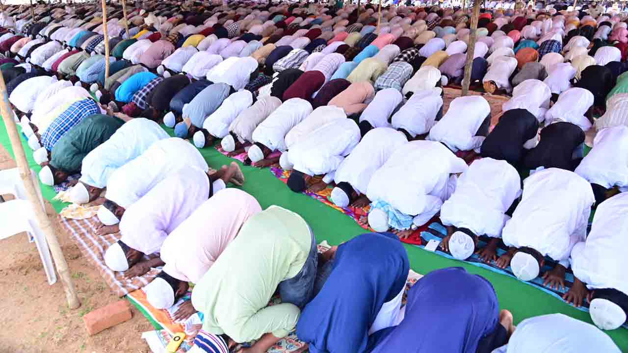 భక్తిశ్రద్ధలతో బక్రీద్‌