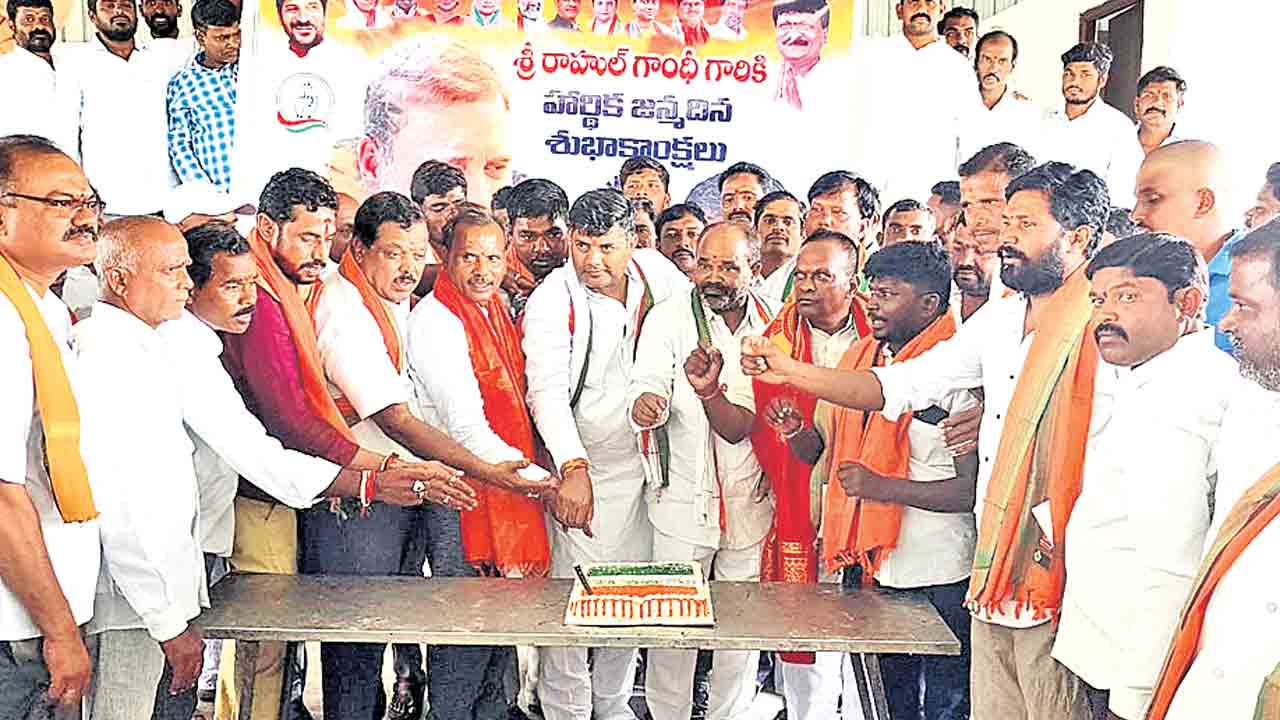 గజ్వేల్‌ కాంగ్రెస్‌లో ‘ఏఎంసీ’ చిచ్చు