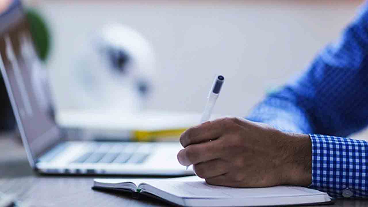 అకౌంట్‌ ఆఫీసర్ల ఎంపిక జాబితా విడుదల