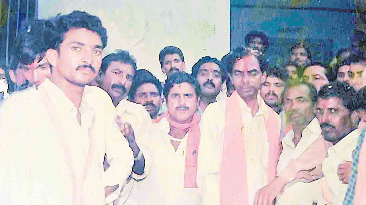 ఆ గ్రామం నుంచే మోతెమోగింది