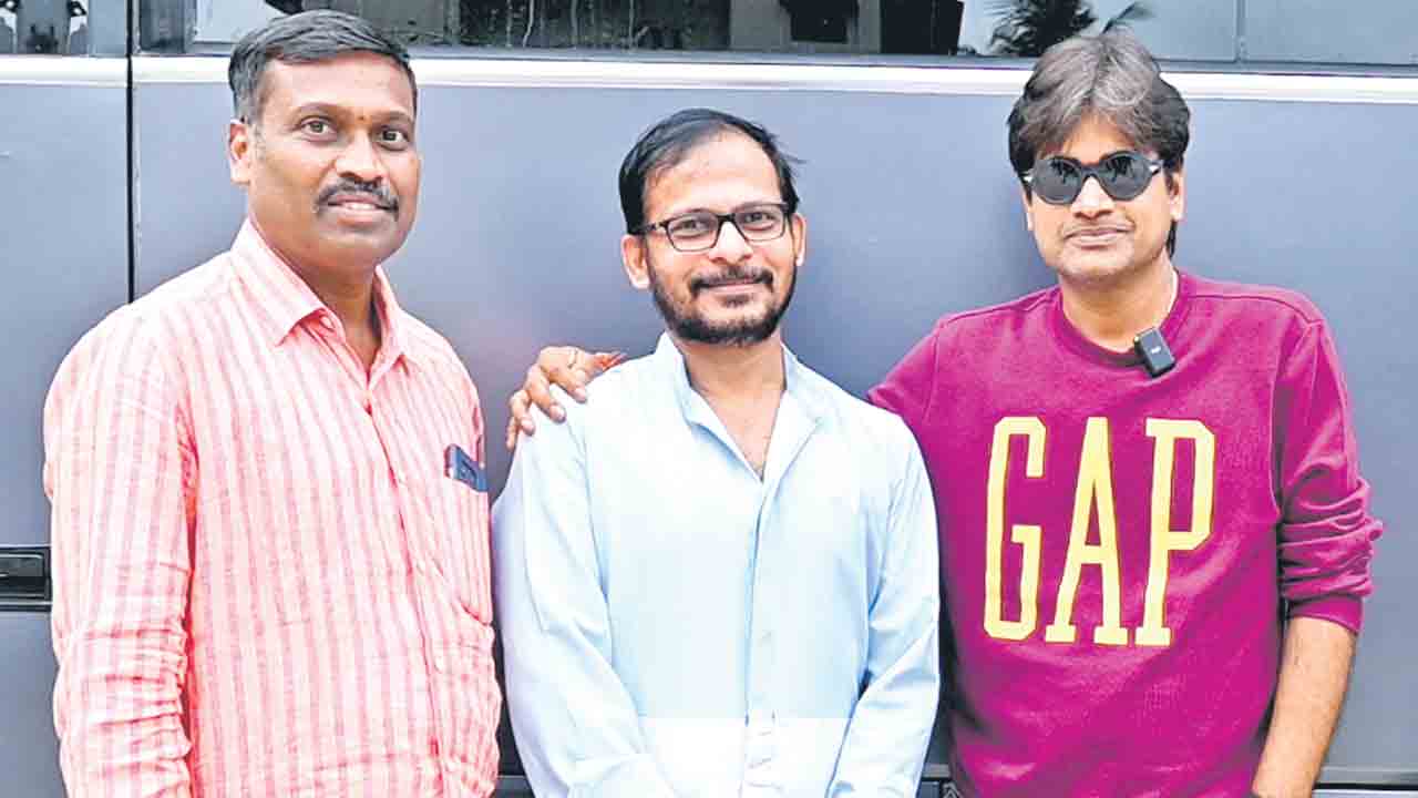 శ్రీకాకుళం షెర్లాక్‌హోమ్స్‌