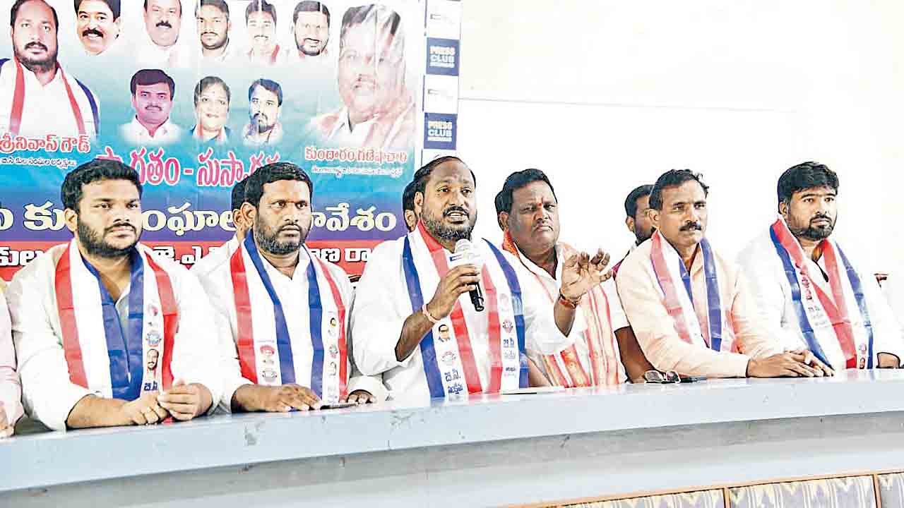 బీసీల రిజర్వేషన్ల కోసం ఢిల్లీ దాకా ఉద్యమం