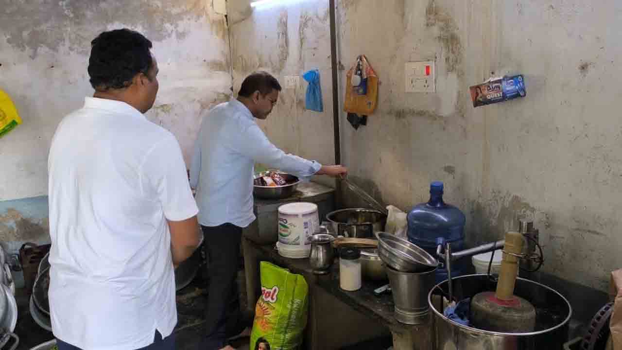 వసతిగృహాల నిర్వహణ సక్రమంగా ఉండాలి