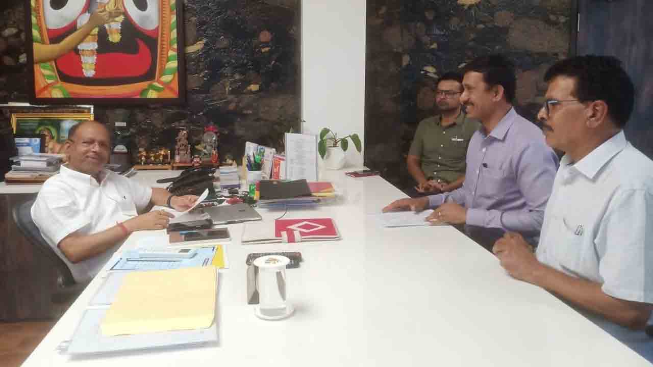 సింగరేణి నైనీ ప్రాజెక్టుకు పూర్తి సహకారం