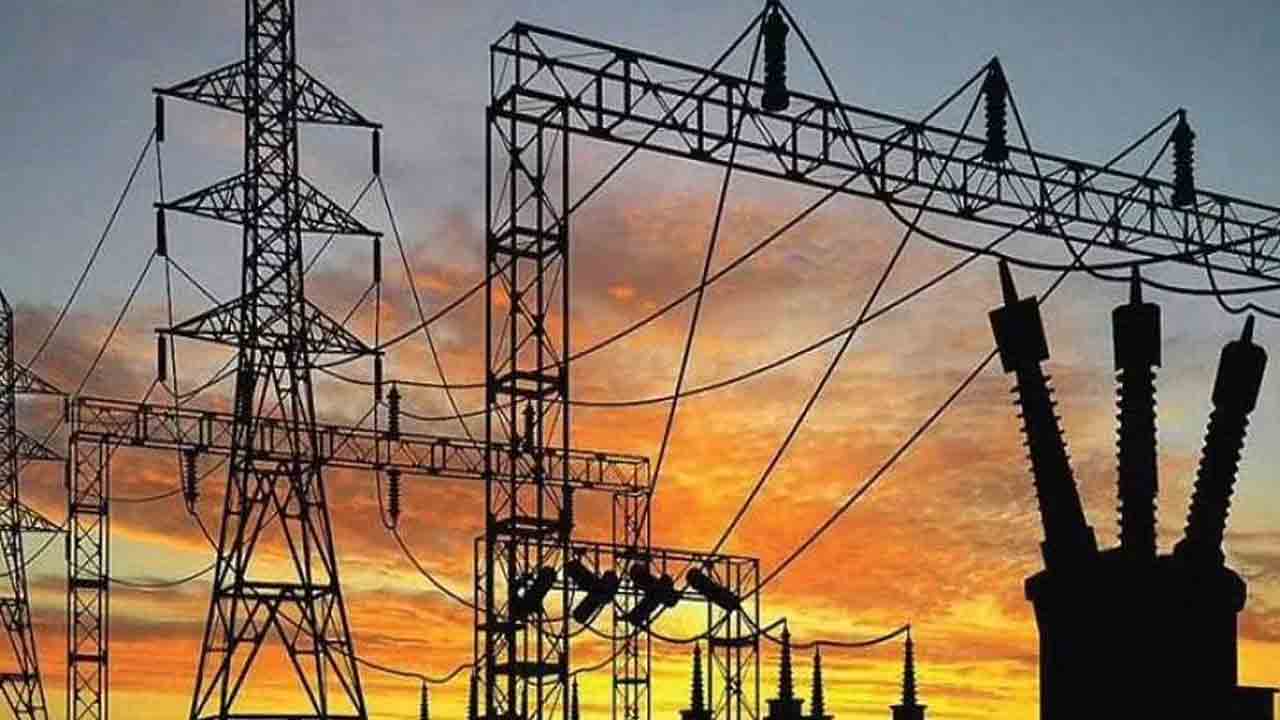 కోతలకు చేయిచ్చారు..