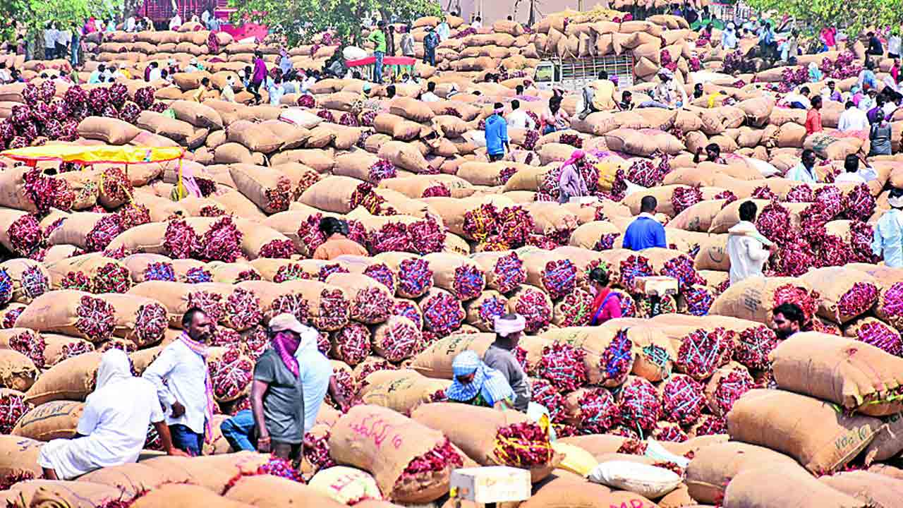 మిర్చికి ధర వచ్చె