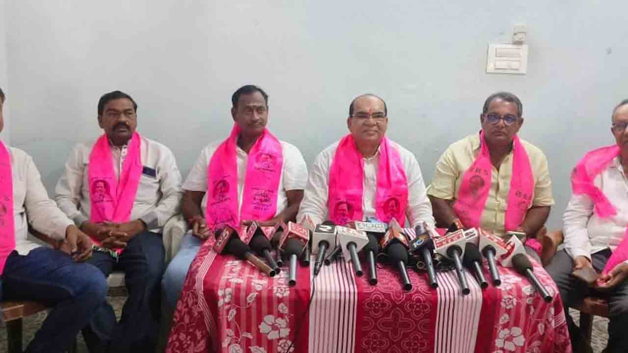 ప్రజా సమస్యలను విస్మరించిన కాంగ్రెస్‌