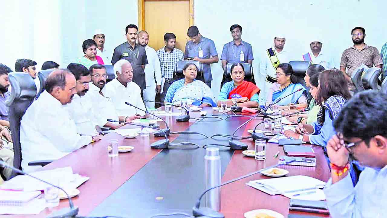 వరంగల్‌ అభివృద్ధికి ప్రభుత్వం కృషి