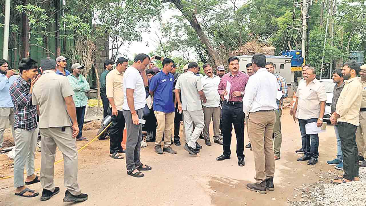 Lotus Pond | లోటస్‌ పాండ్‌ ఆక్రమణలపై ఆగ్రహం.. కబ్జాదారు నార్నే గోకుల్‌పై క్రిమినల్‌ కేసు నమోదు