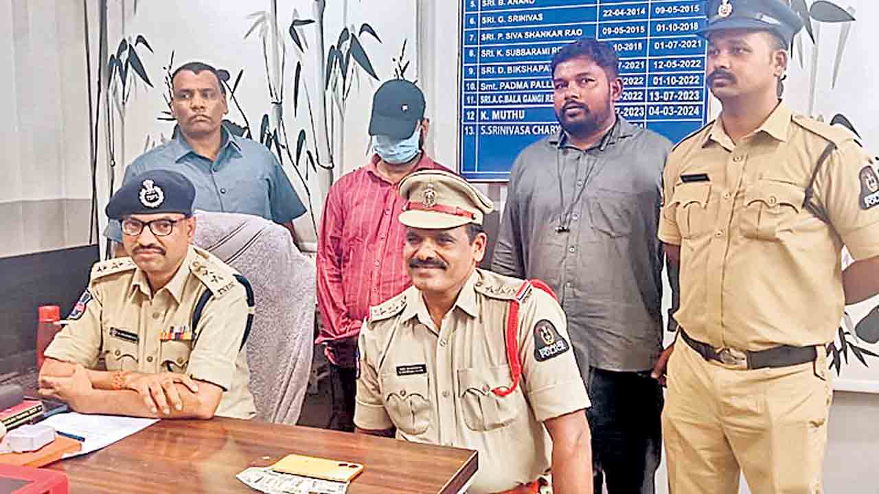 దారి దోపిడీ.. ప్రధాన నిందితుడి అరెస్టు