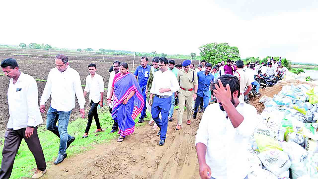 కొత్త డిజైన్‌తో గోదావరి కరకట్ట