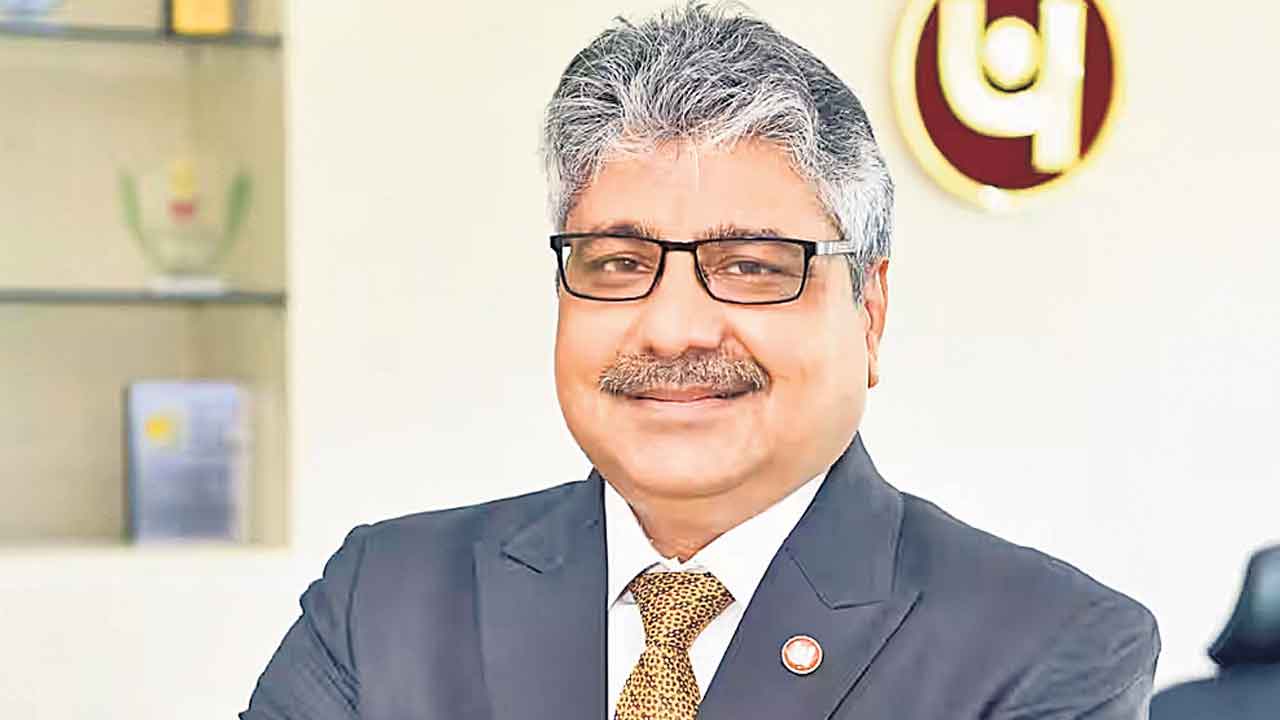 వడ్డీరేట్లు ఇప్పట్లో తగ్గవ్‌!