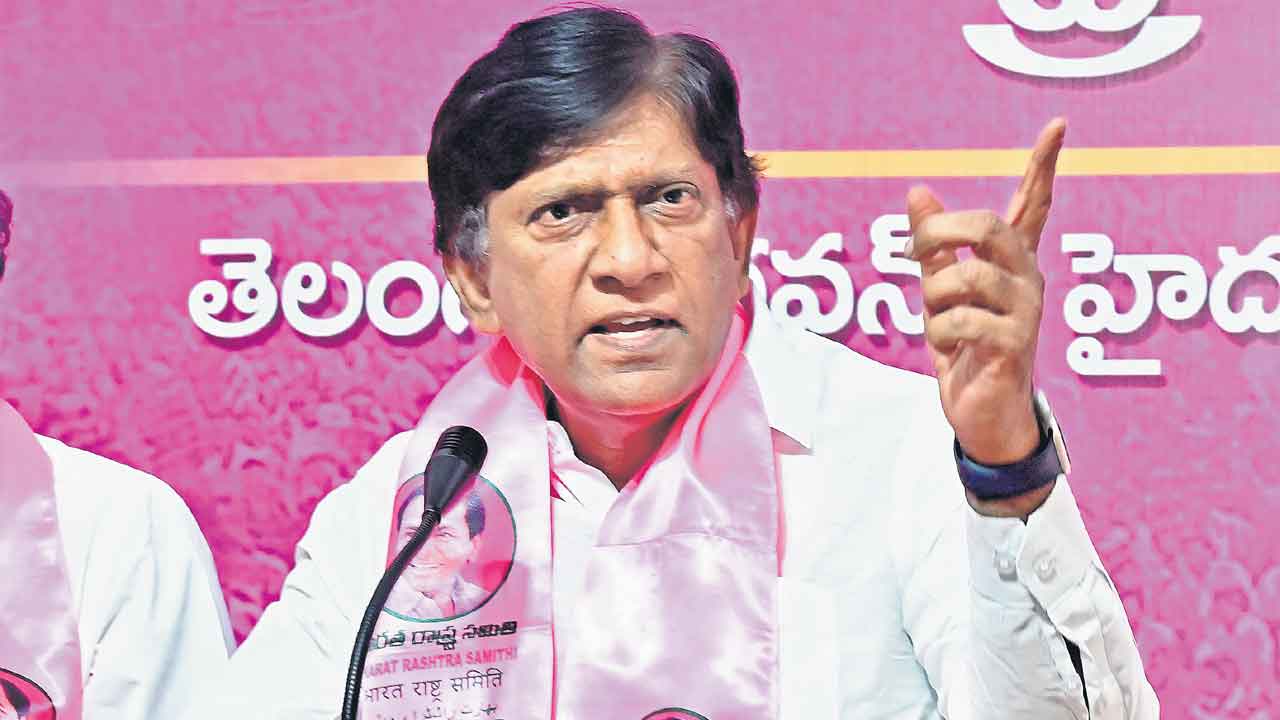 సైనిక్‌ స్కూల్‌పై రేవంత్‌వి అబద్ధాలు