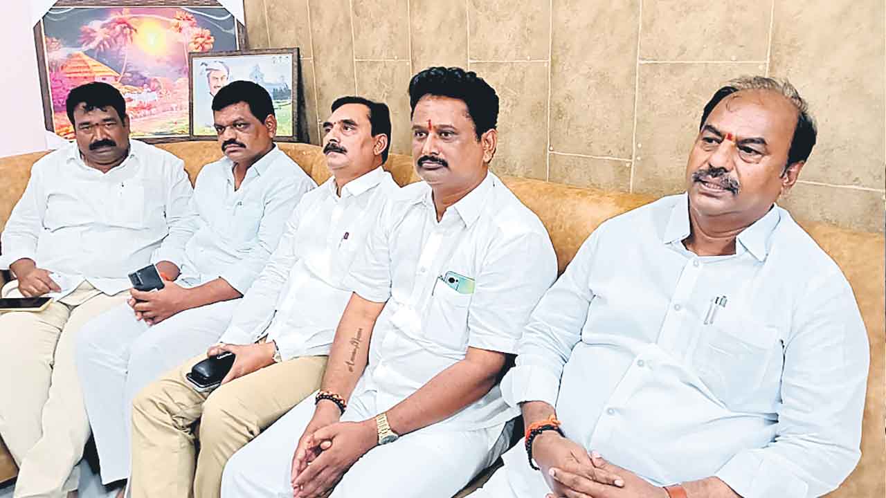 పార్టీ మారే ప్రసక్తే లేదు