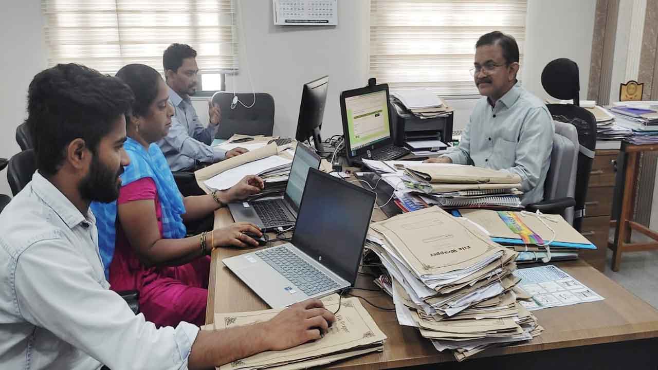 ధరణి పెండింగ్‌పై కసరత్తు