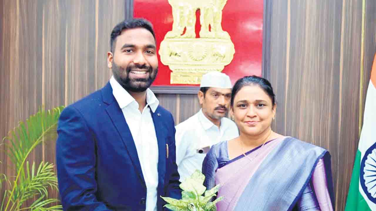 కొత్త కలెక్టర్లు వచ్చేశారు