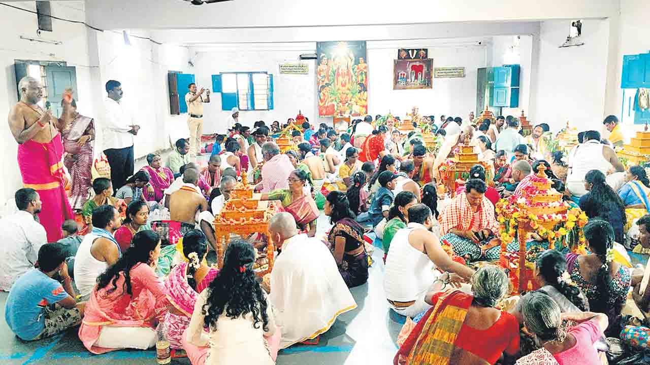 గూడెంలో వైభవంగా జ్యేష్ఠ పౌర్ణమి జాతర