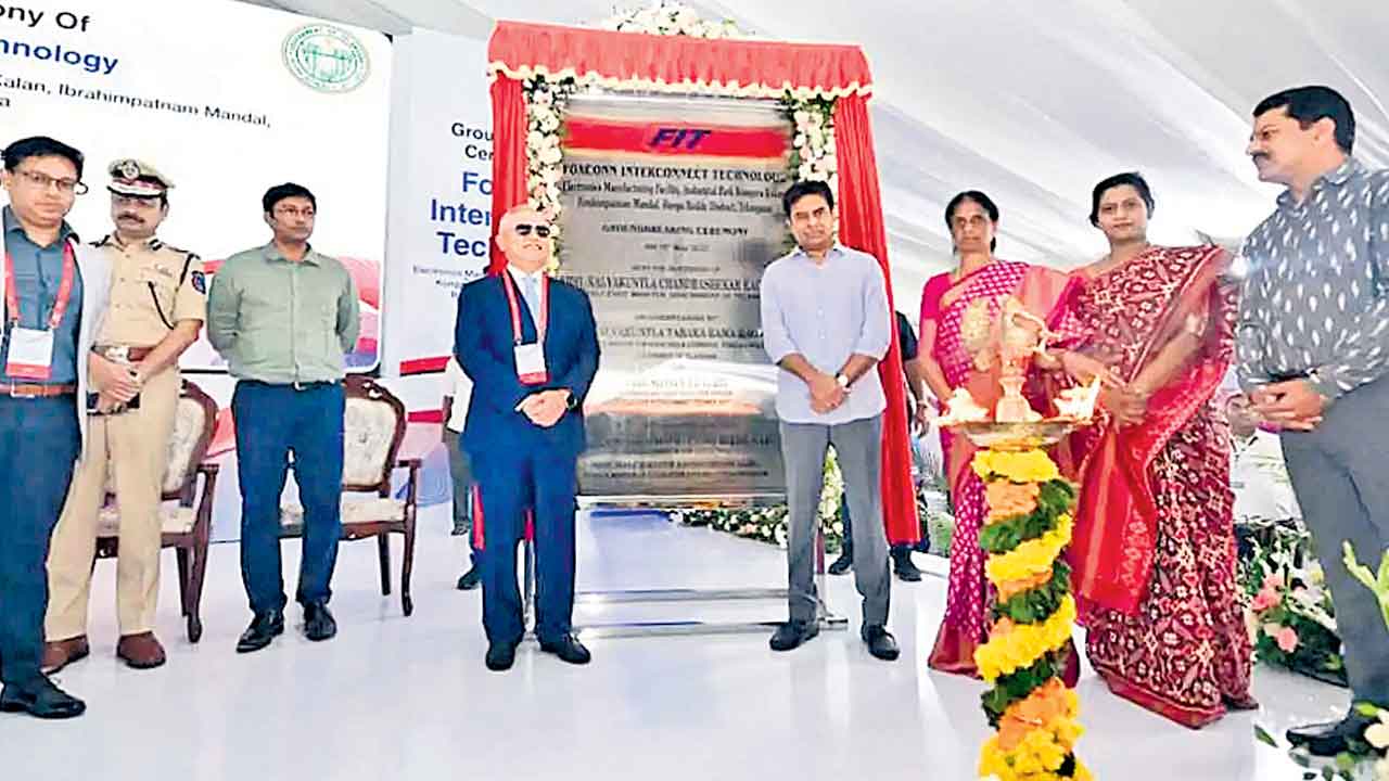 Foxconn | 9 ఏండ్ల కష్టం.. కేసీఆర్‌ కృషితో రాష్ర్టానికి ఫాక్స్‌కాన్‌.. ఆగస్టులో ఉత్పత్తి ప్రారంభం