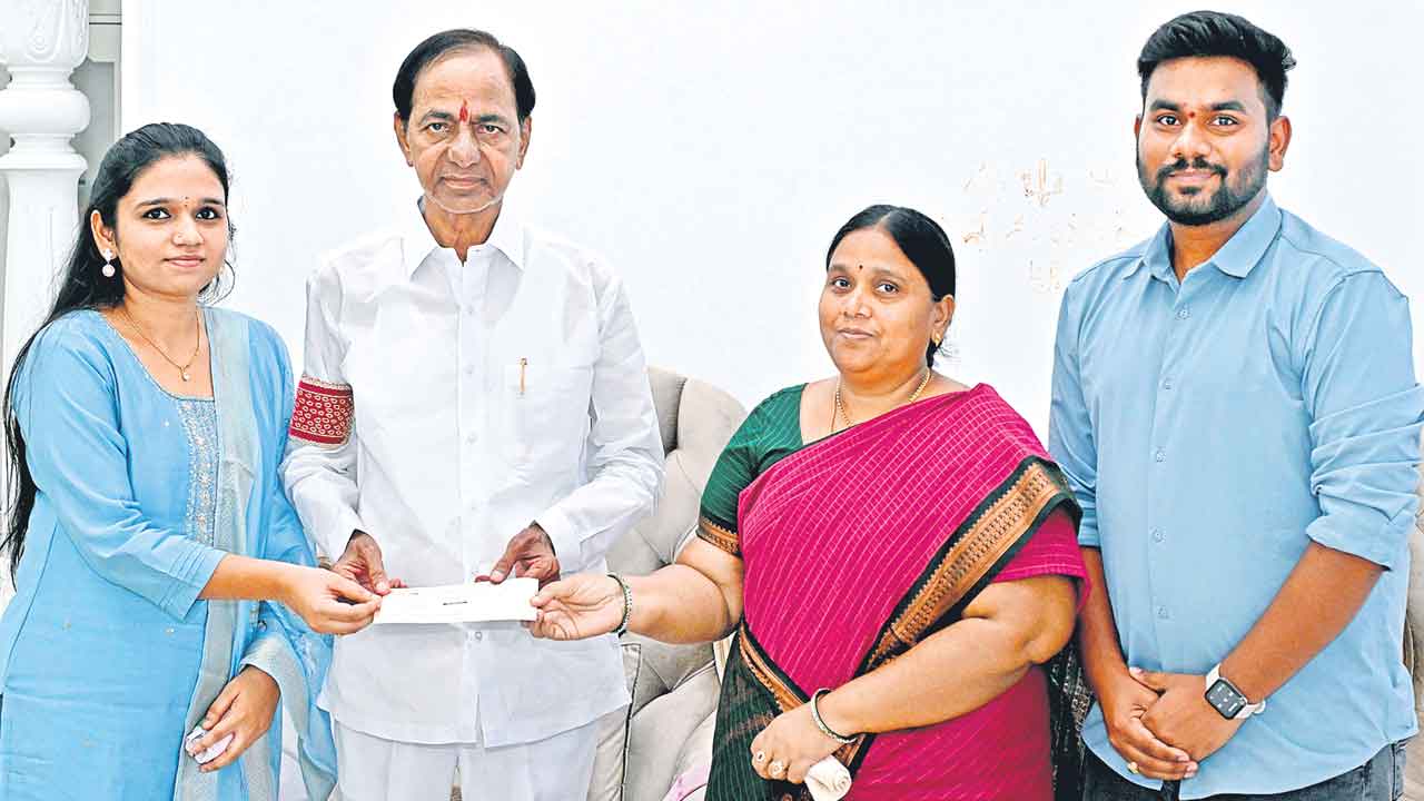 అమరుడి బిడ్డకు అండగా..కానిస్టేబుల్‌ కిష్టయ్య యాదిలో..