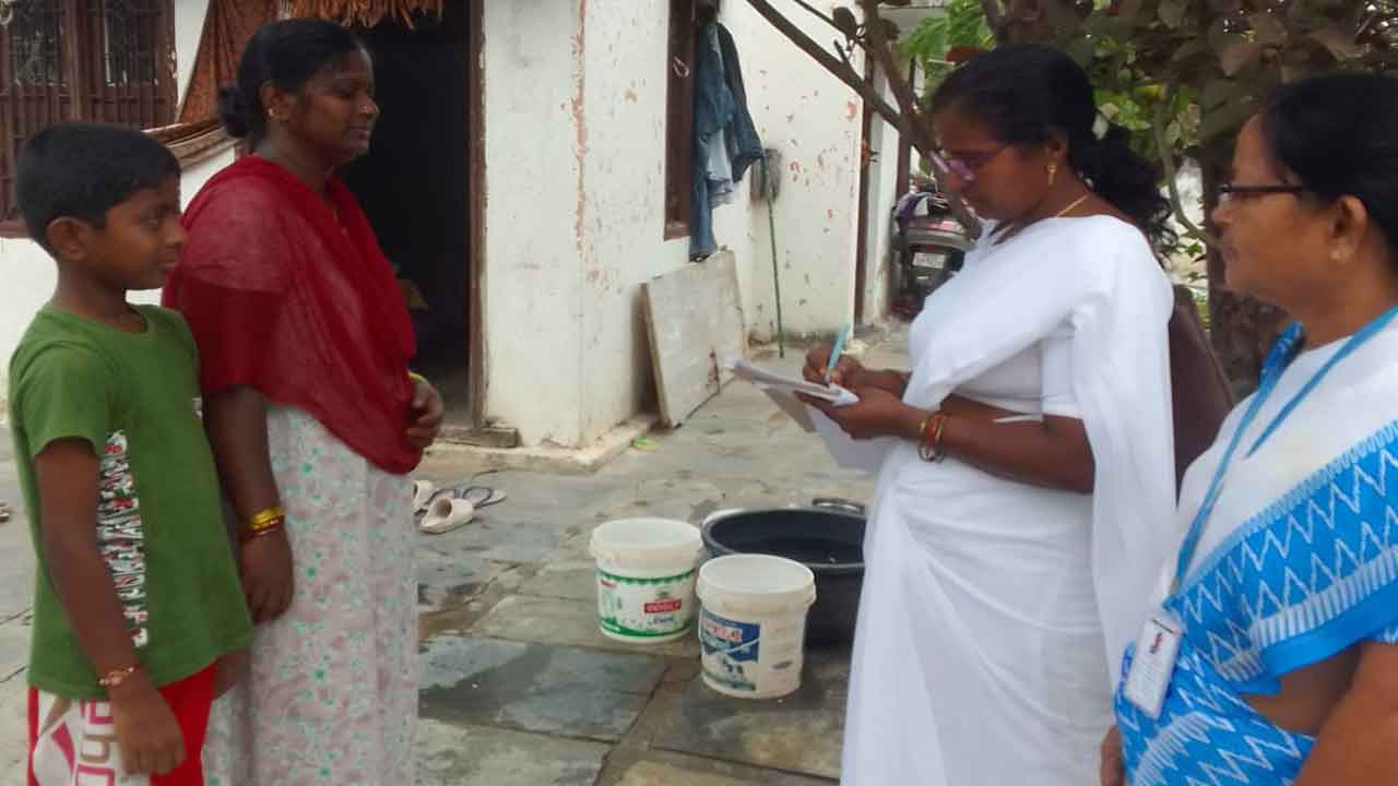 పాతబస్తీలో ఇంటింటి సర్వే