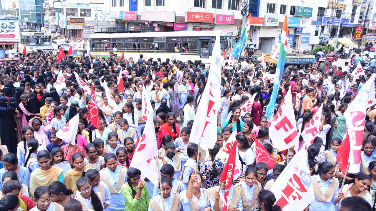 నీట్‌పై ఫైట్‌