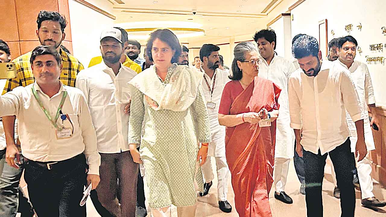 Congress Govt | పాలన గాలికి.. ప్రభుత్వం ఢిల్లీకి!