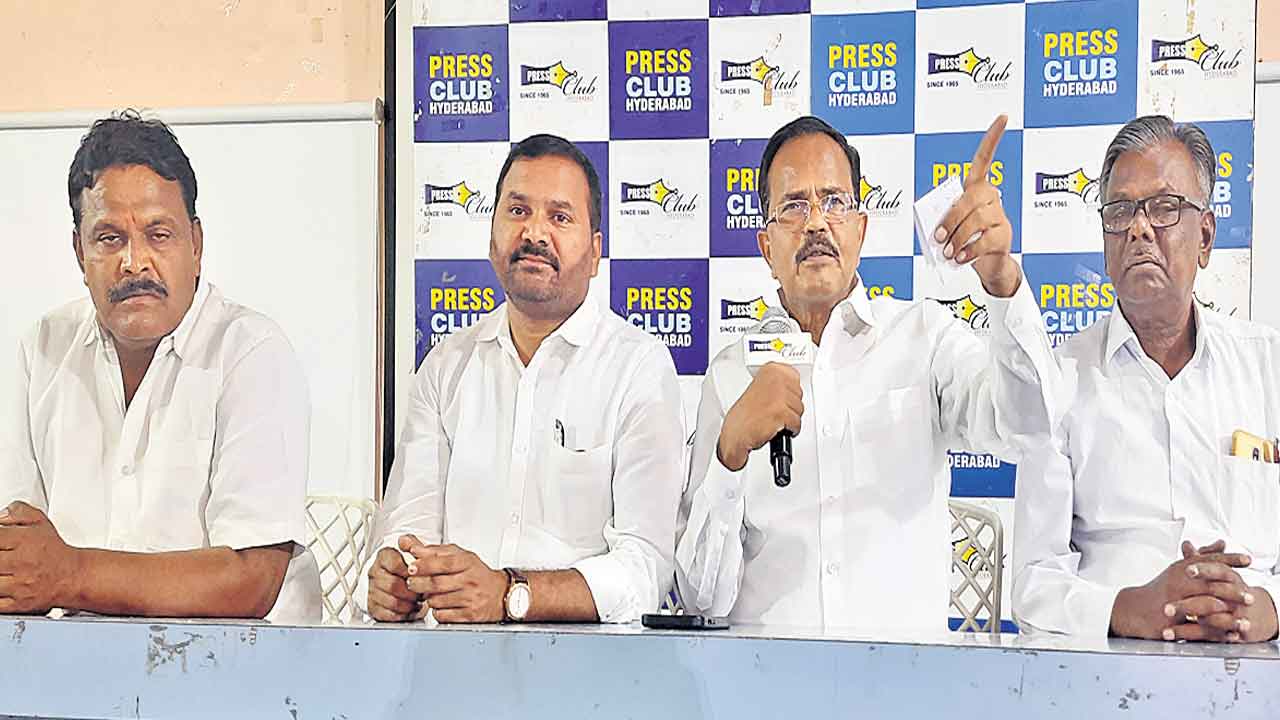 రాహుల్‌ ప్రధాని కాకుండా చేసింది రేవంతే