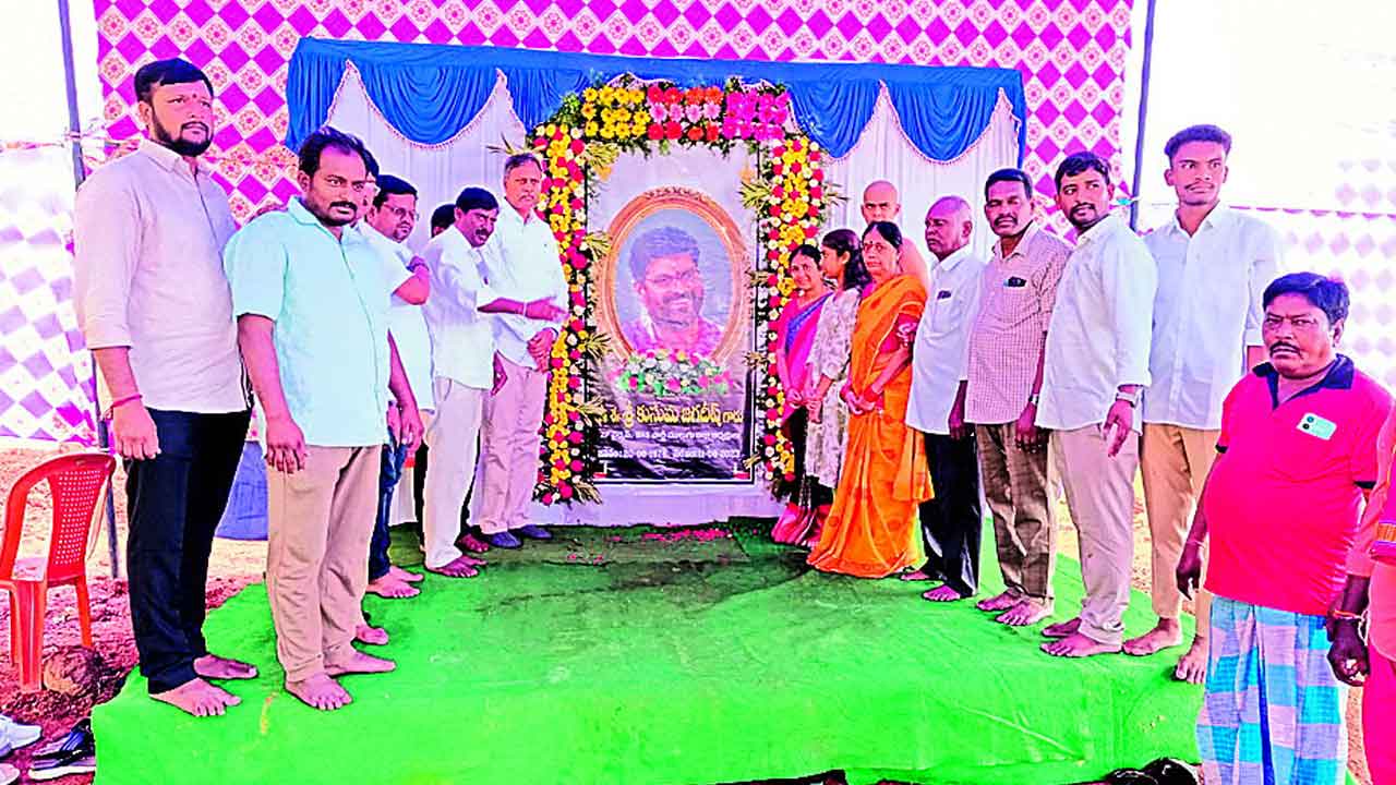 జగదీశ్వర్‌కు ఘన నివాళి