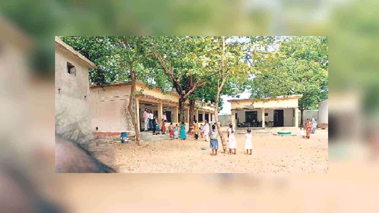 తొలి రోజు తుస్సు