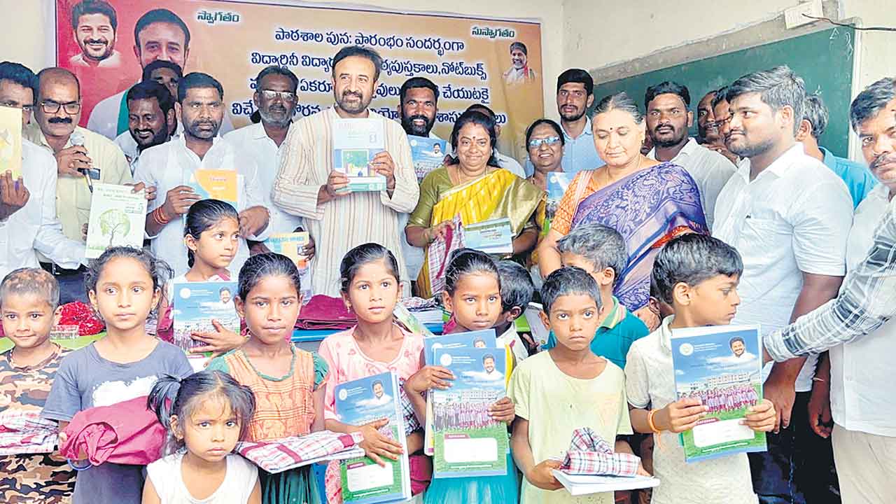 ఉన్నత పదవుల్లో ఉన్న చాలామంది ప్రభుత్వ బడుల్లో చదువుకున్నవారే