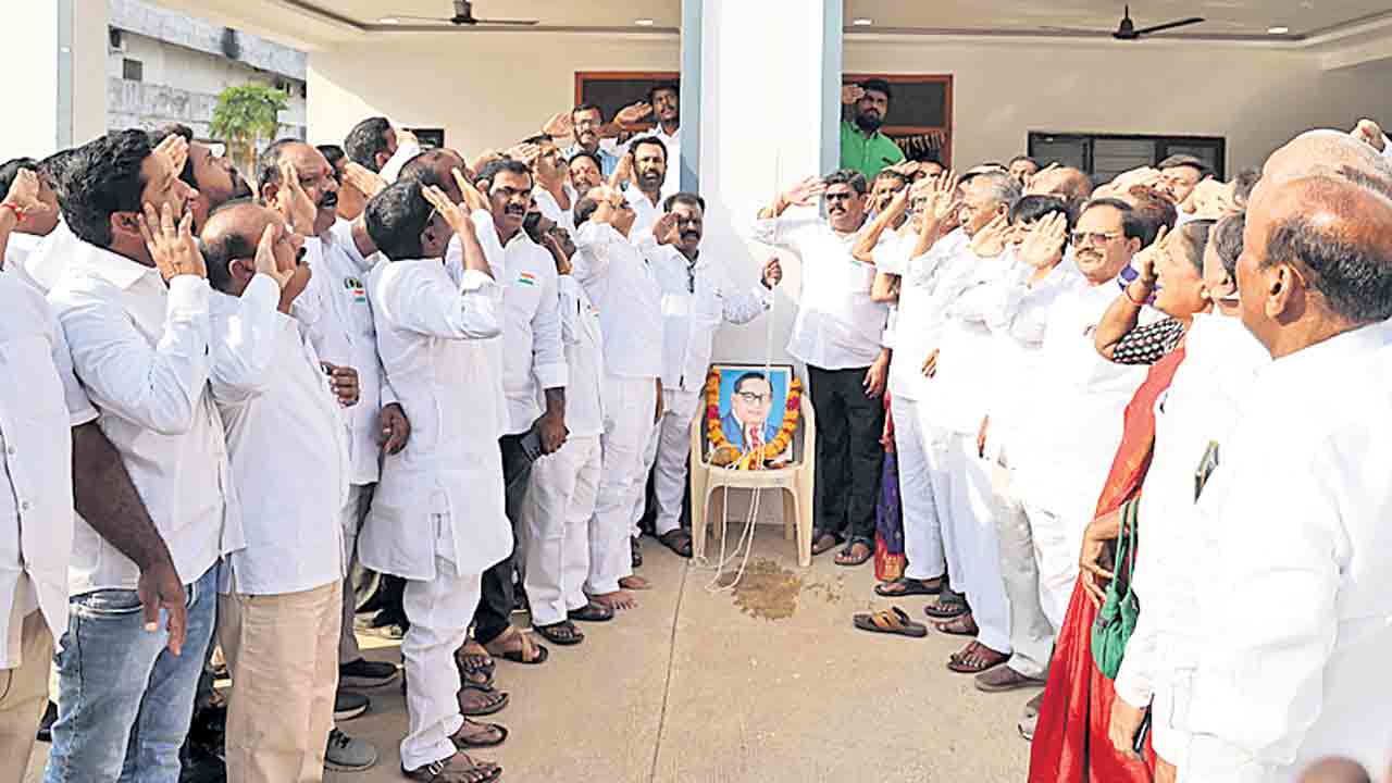 పండుగలా రాష్ట్ర అవతరణ