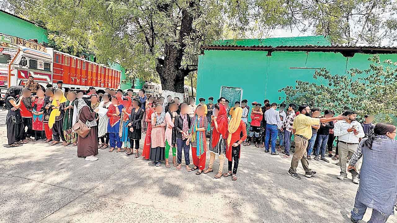 SOM Distilleries | 59 మంది చిన్నారులతో వెట్టిచాకిరీ.. సోం డిస్టిలరీస్‌ యూనిట్‌ మూసివేత