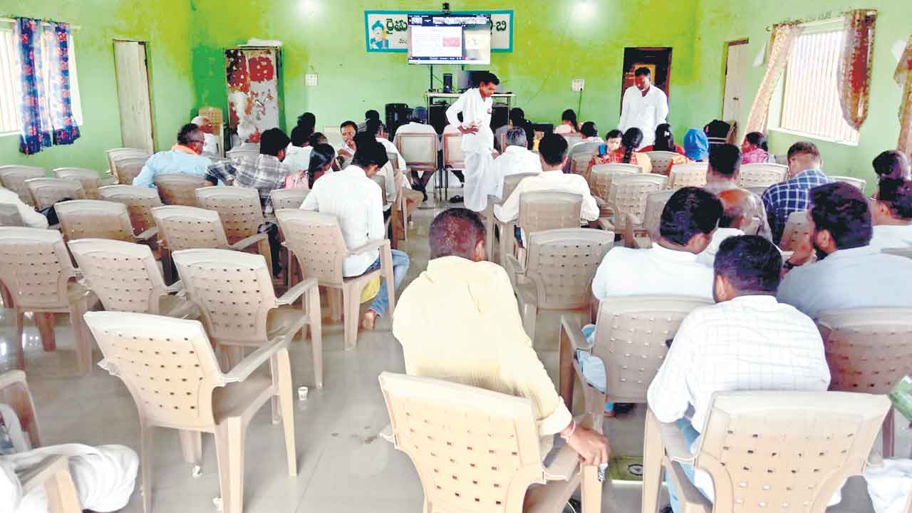 రూ.15 వేలు ఇవ్వాలి