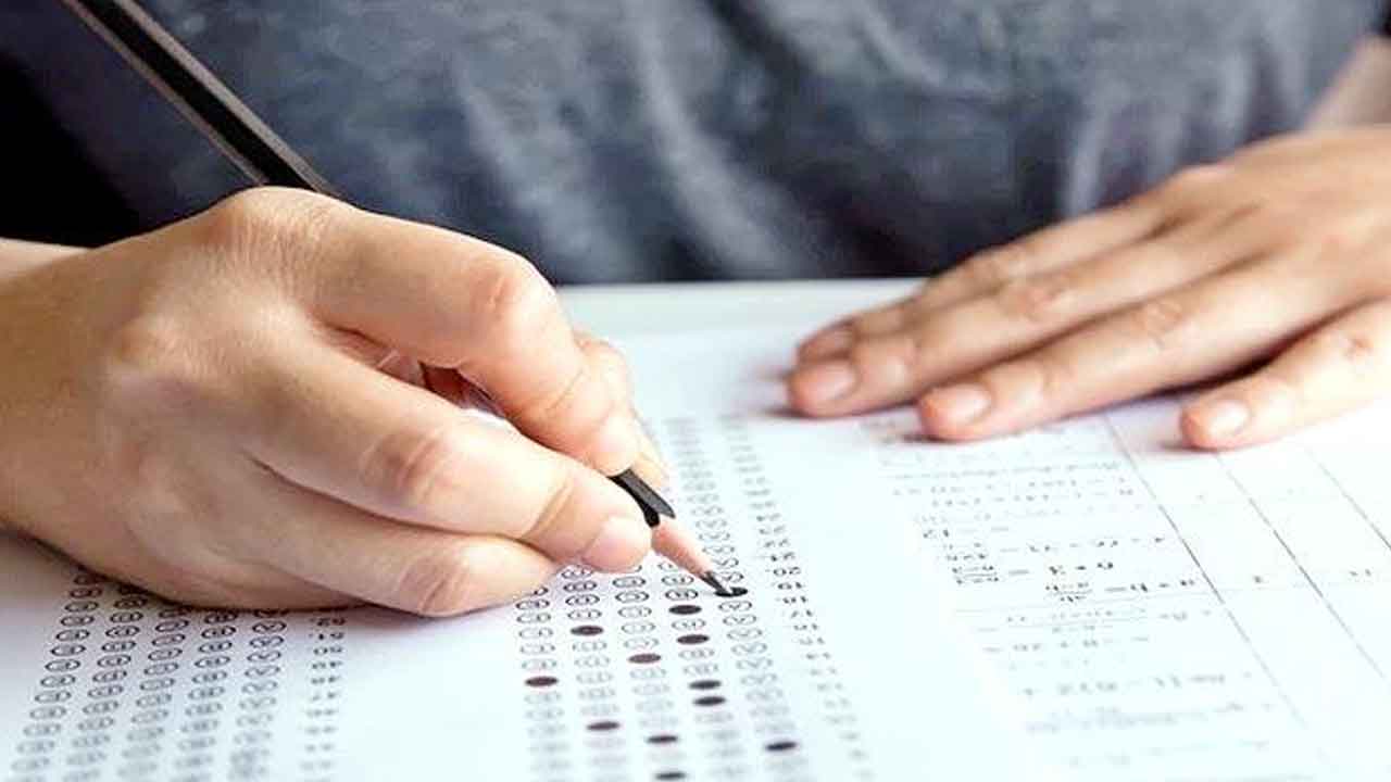 వెబ్‌సైట్‌లో ప్రిలిమ్స్‌ ఓఎంఆర్‌ స్కాన్డ్‌ కాపీలు