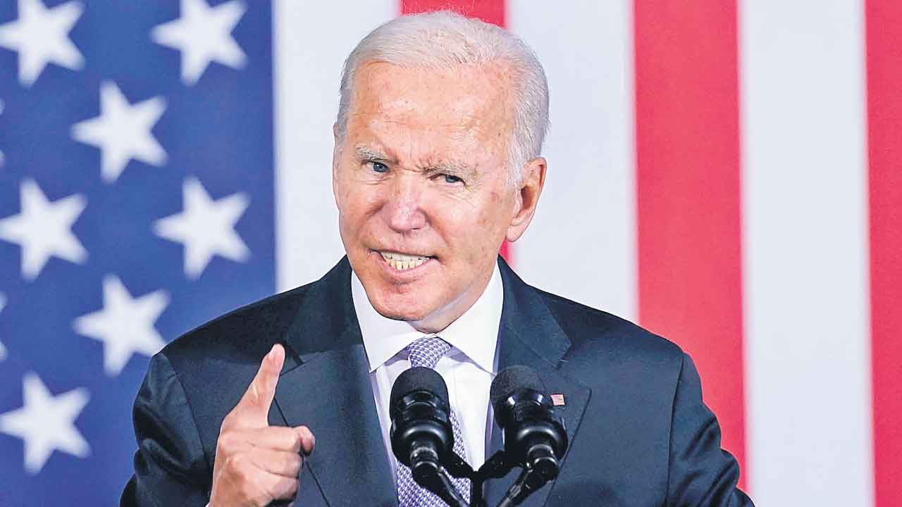 5 లక్షల మందికి అమెరికా పౌరసత్వం!