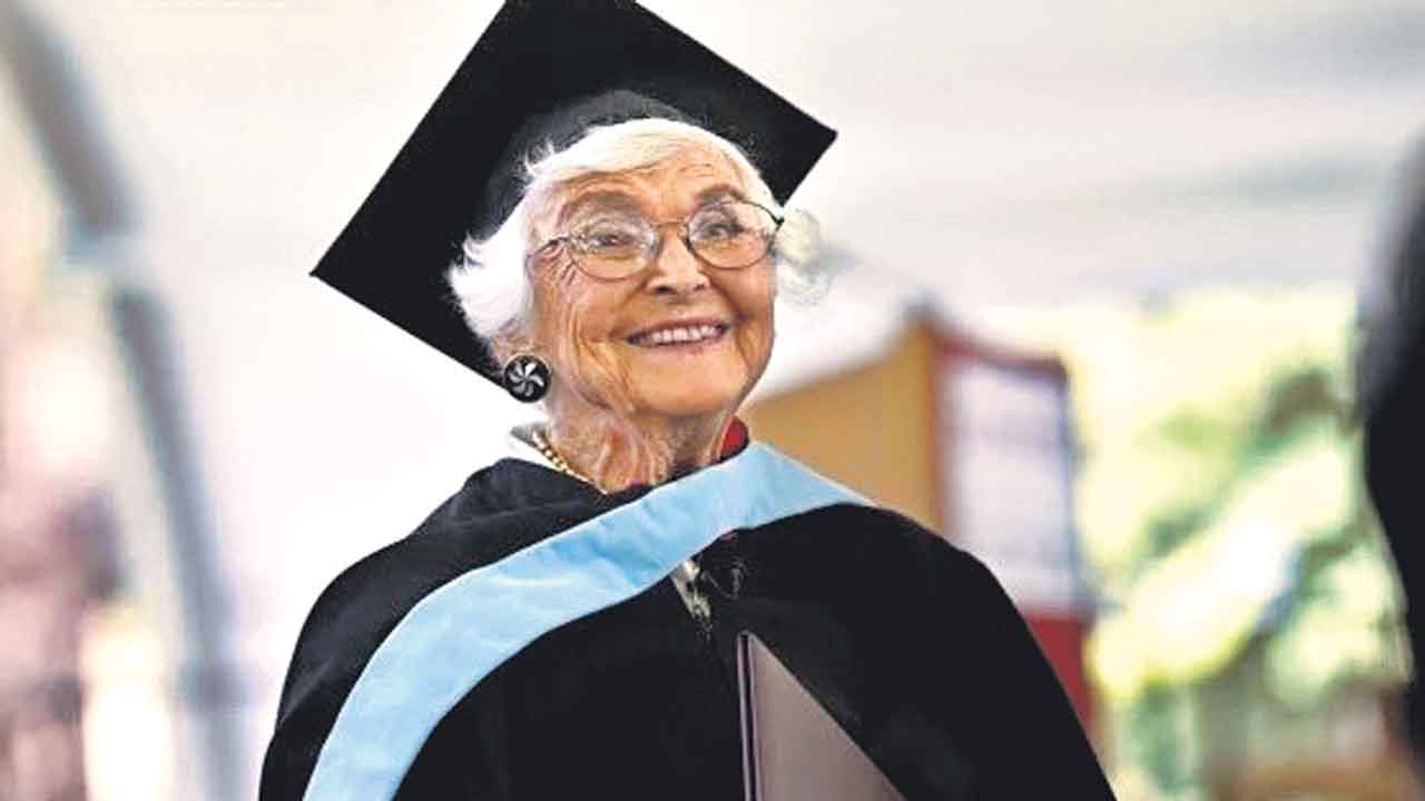 104 ఏండ్ల వయసులో మాస్టర్స్‌ డిగ్రీ