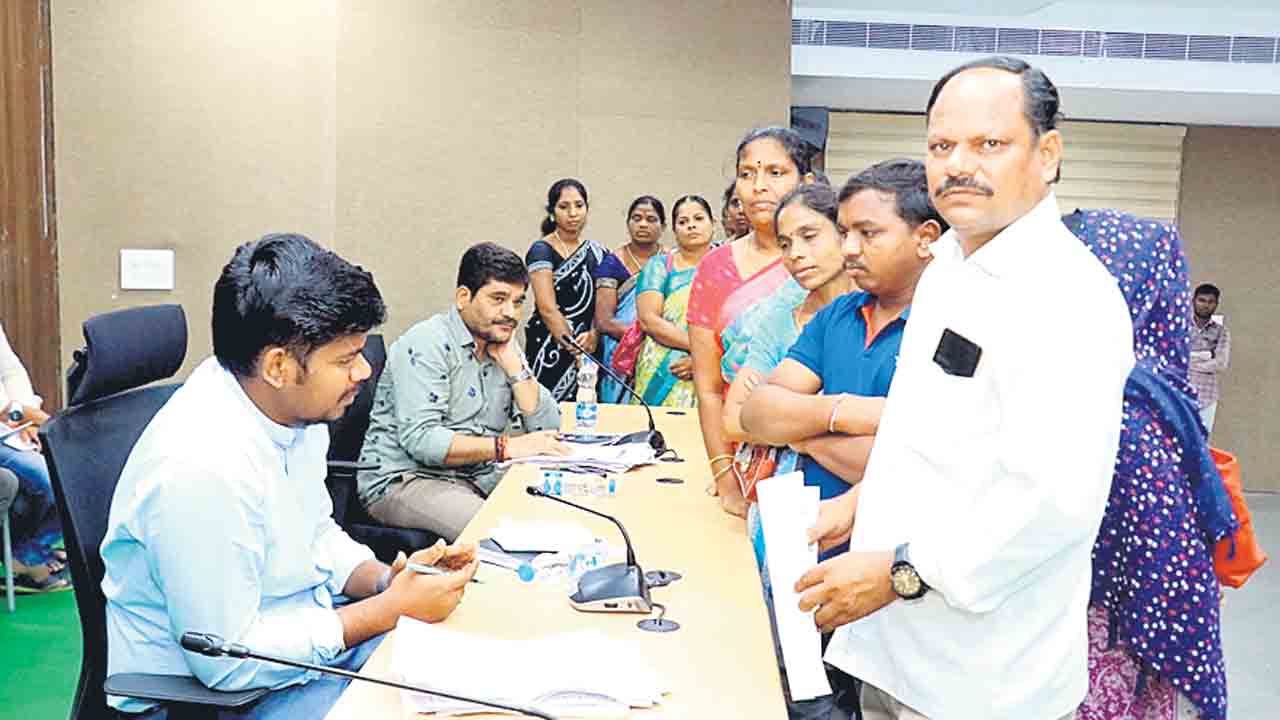 పది రోజుల్లో సర్వే పూర్తి చేయాలి