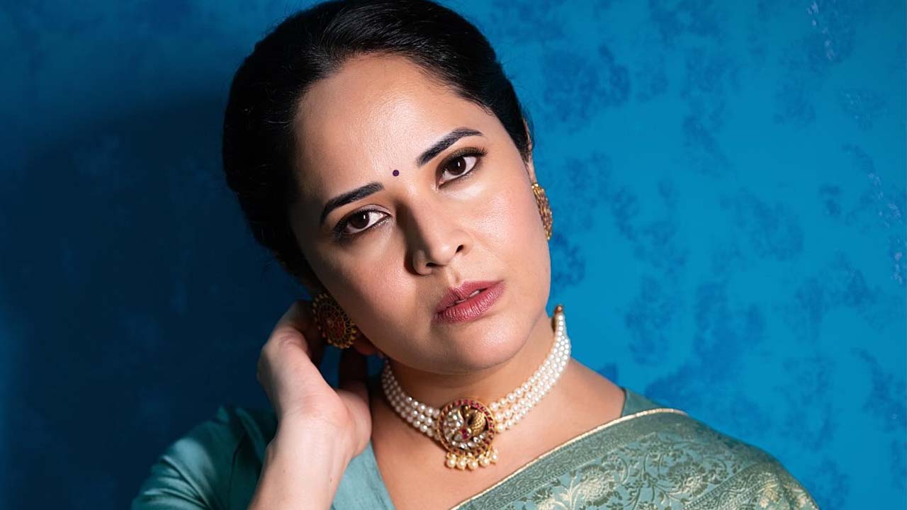 Anasuya Bharadwaj | టీవీ షోలో కోట్‌ విప్పేసిన అనసూయపై నెటిజన్స్‌ కామెంట్స్‌..! స్ట్రాంగ్‌ కౌంటర్‌ ఇచ్చిన యాంకరమ్మ..!