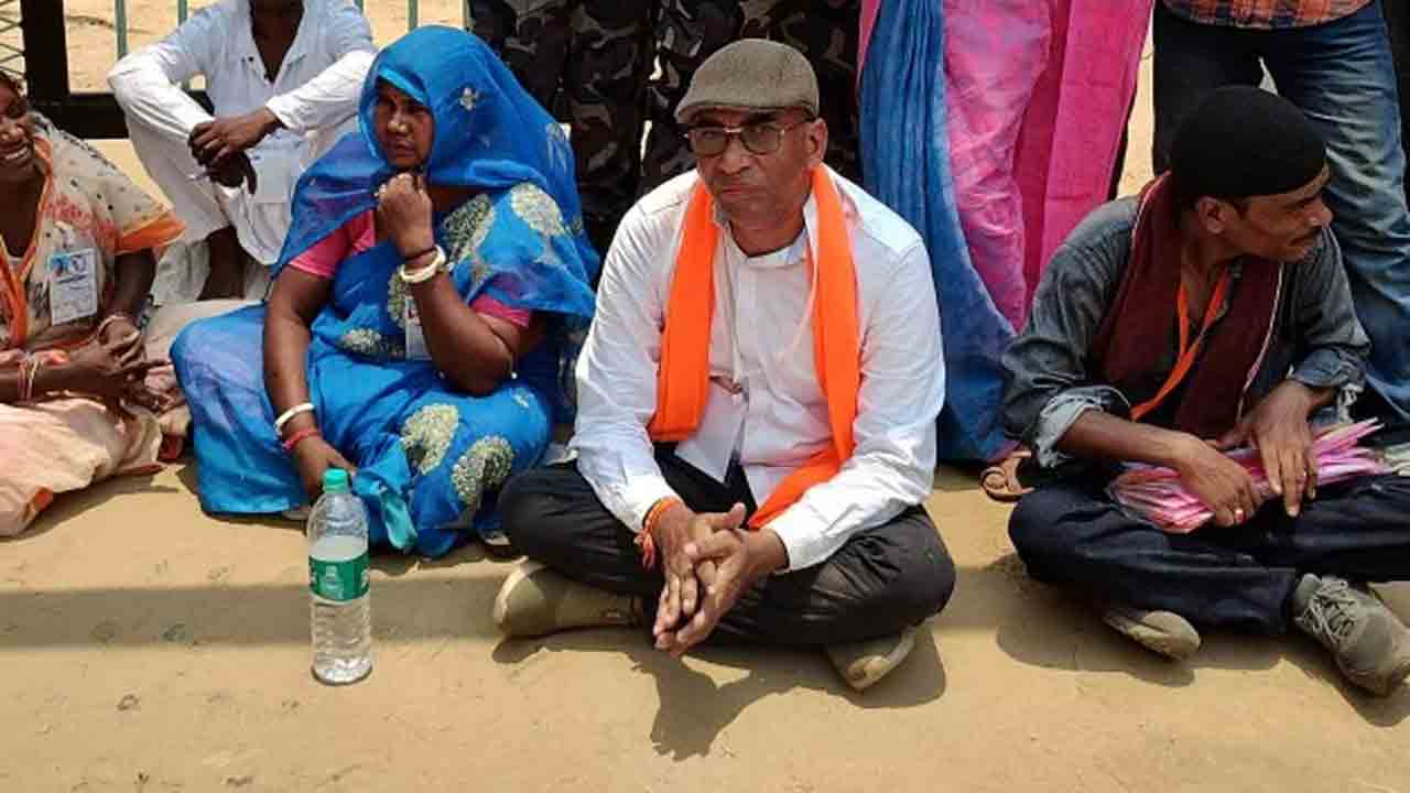 BJP Suspends Party Leader | అభిషేక్ బెనర్జీపై పోటీ చేసిన బీజేపీ నేత సస్పెండ్‌.. షోకాజ్‌ నోటీస్‌ జారీ