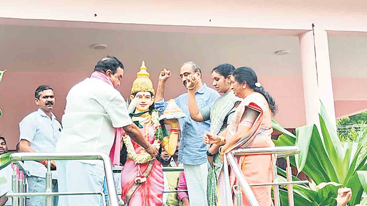 హామీలేమైనయ్‌?