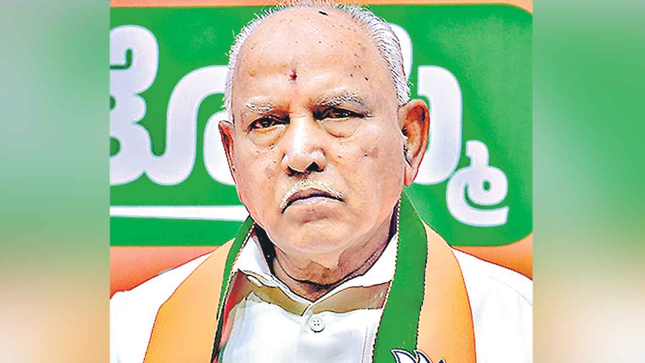 పోక్సో కేసులో యెడియూరప్పకు నోటీసులు