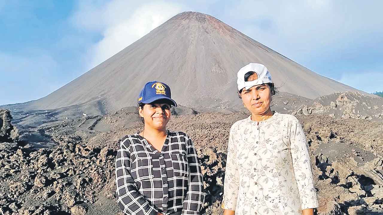 అగ్నిపర్వతంపై కరీంనగర్‌ వాసి