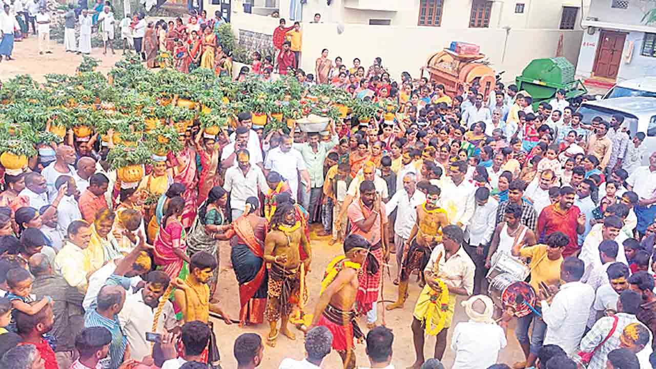 ఘనంగా బొడ్రాయి వేడుకలు