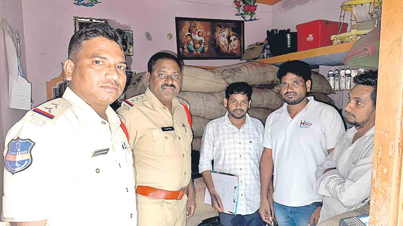 నిబంధనలు అతిక్రమిస్తే చర్యలు