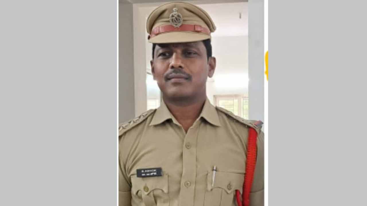 629 మందికి పోలీస్‌ సేవా పతకాలు