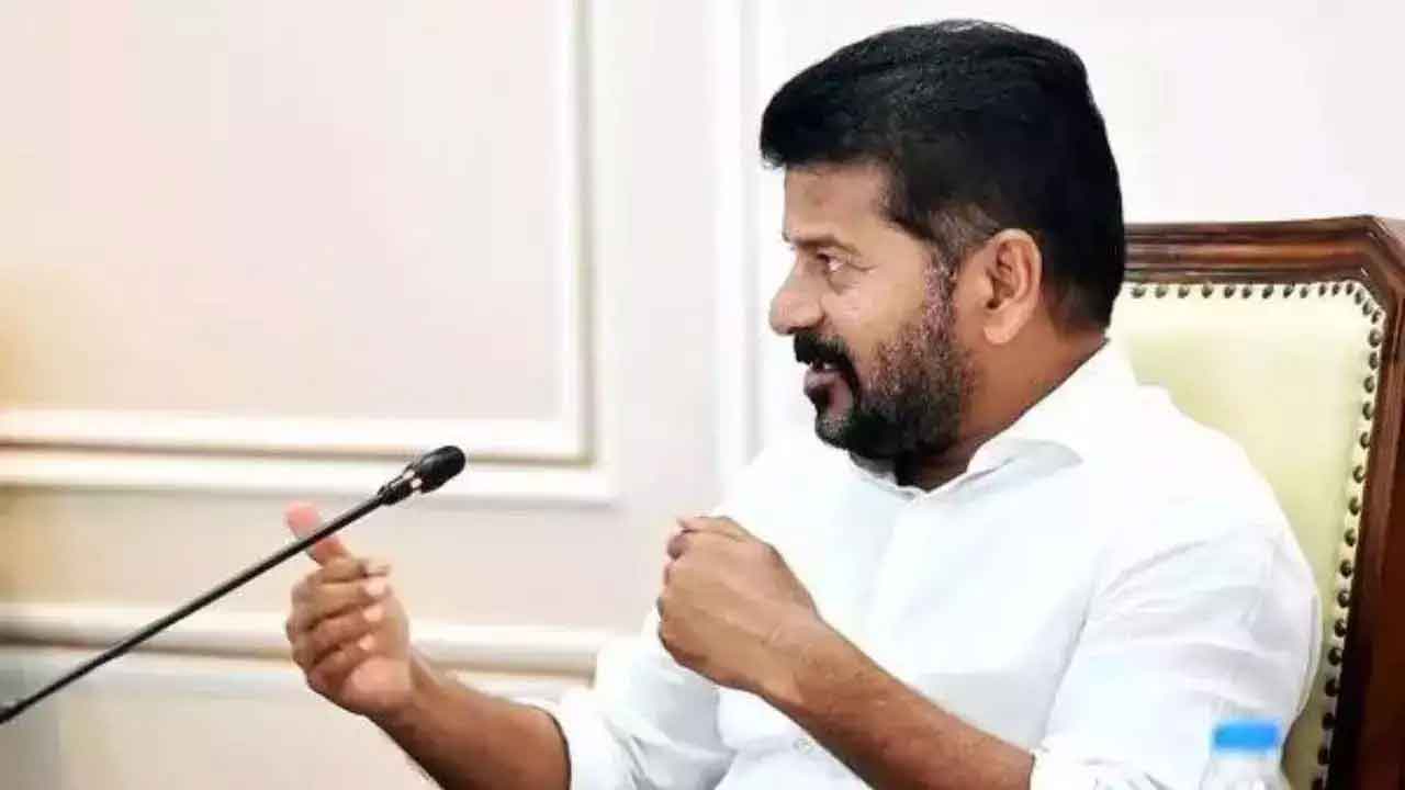 దివ్యాంగుల పెన్షన్‌ పెంచకపోతే సీఎం ఇంటి ముట్టడి