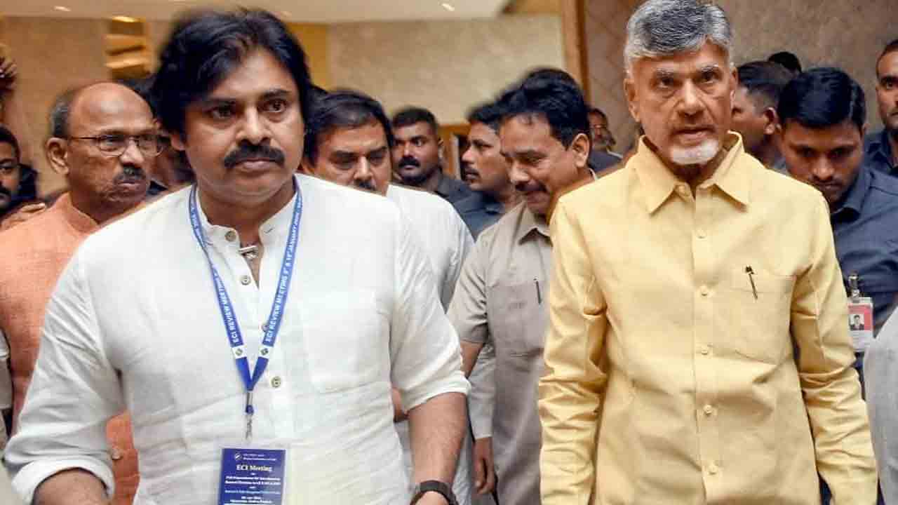 Chandrababu | ఢిల్లీ వెళ్లిన చంద్రబాబు, పవన్‌ కల్యాణ్‌