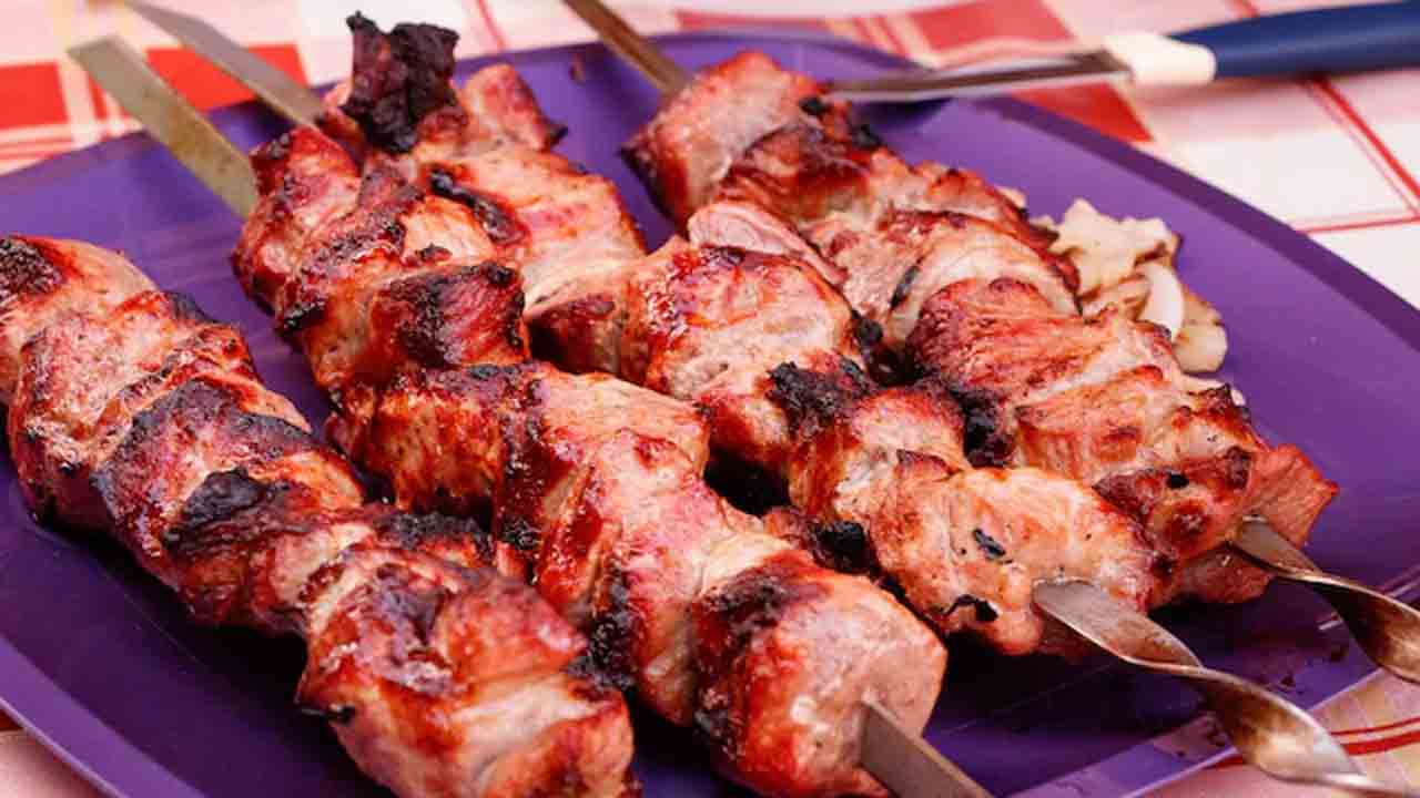 Karnataka | కర్ణాటక ప్రభుత్వం కీలక నిర్ణయం.. చికెన్‌ కబాబ్‌లో కృత్రిమ రంగు వాడకంపై నిషేధం