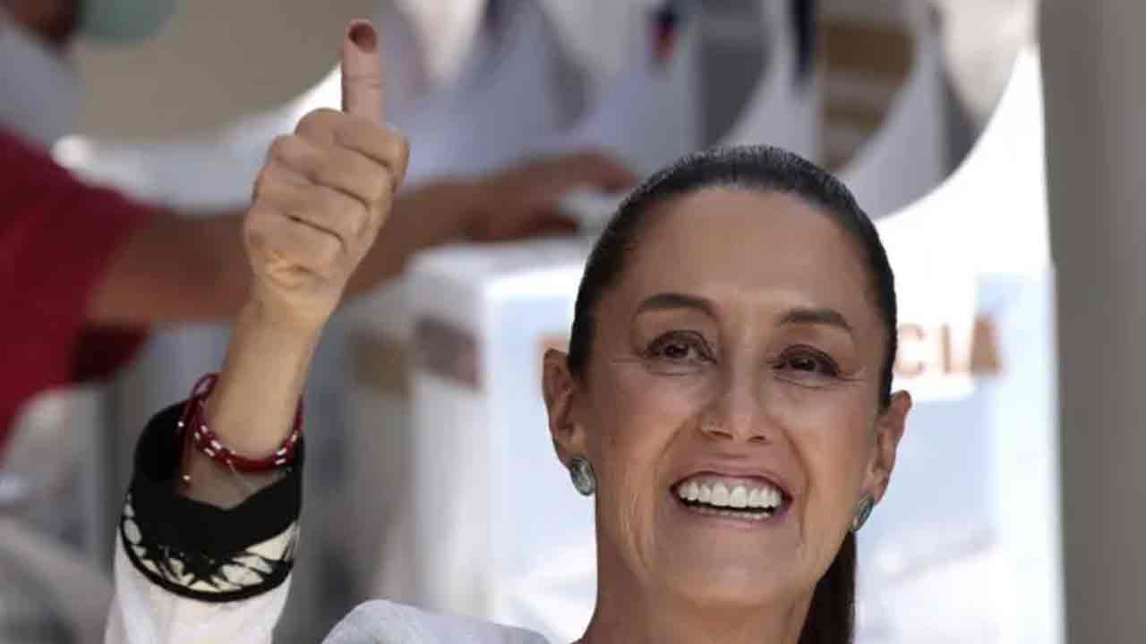 Claudia Sheinbaum: మెక్సికోలో కొత్త చ‌రిత్ర‌.. దేశాధ్య‌క్షురాలిగా తొలిసారి మ‌హిళ